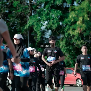 Runner Photo 3971644