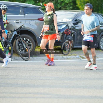 Runner Photo 3971656