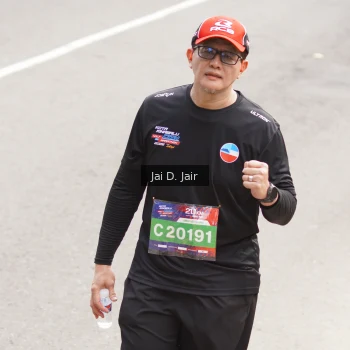 Runner Photo 3971657