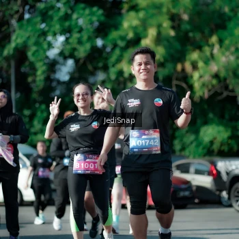 Runner Photo 3971658