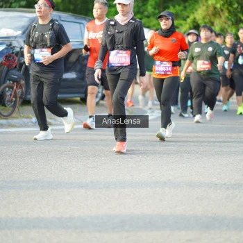 Runner Photo 3971688