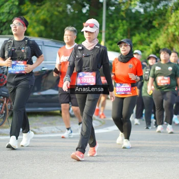 Runner Photo 3971699