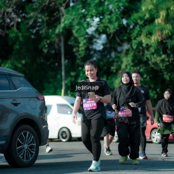 Runner Photo 3971715
