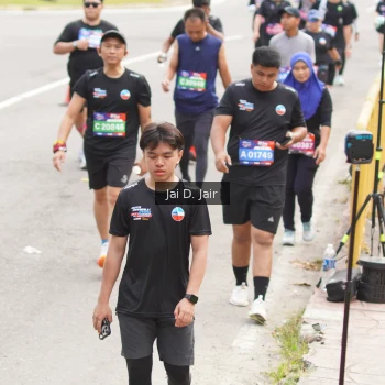 Runner Photo 3971717