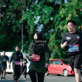 Runner Photo 3971748