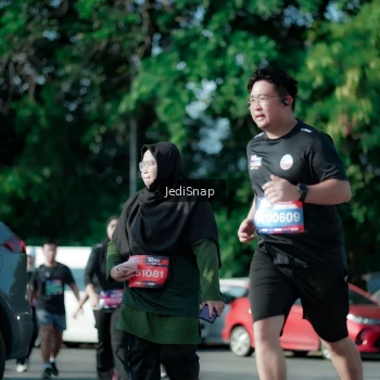 Runner Photo 3971750