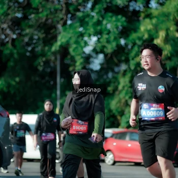 Runner Photo 3971755