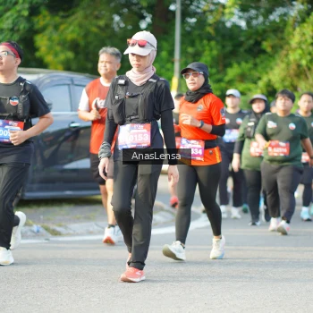 Runner Photo 3971781