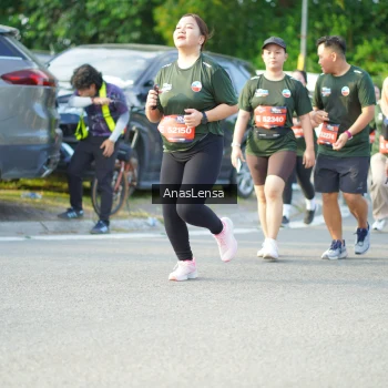 Runner Photo 3971895