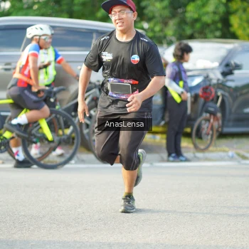 Runner Photo 3972003