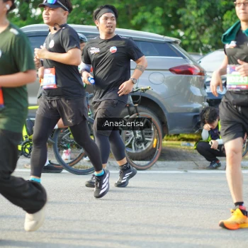 Runner Photo 3972169