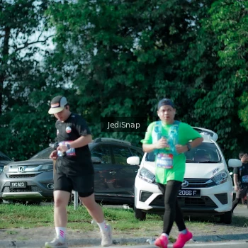 Runner Photo 3972342
