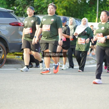 Runner Photo 3972345