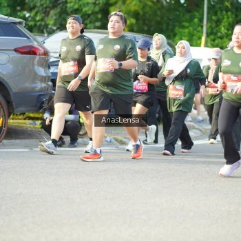 Runner Photo 3972346