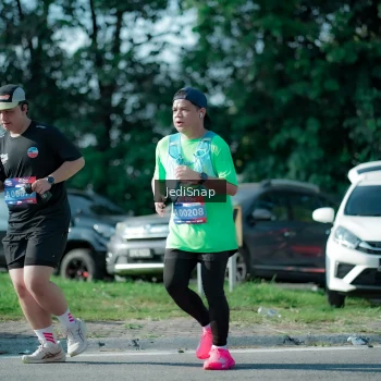 Runner Photo 3972348
