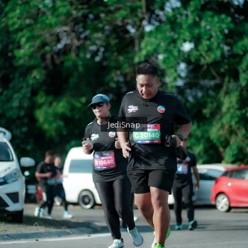 Runner Photo 3972362
