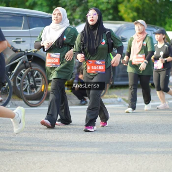 Runner Photo 3972376
