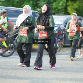Runner Photo 3972378
