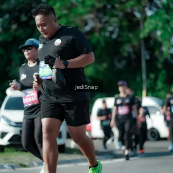 Runner Photo 3972393