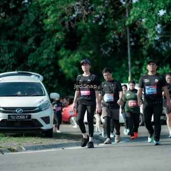 Runner Photo 3972425