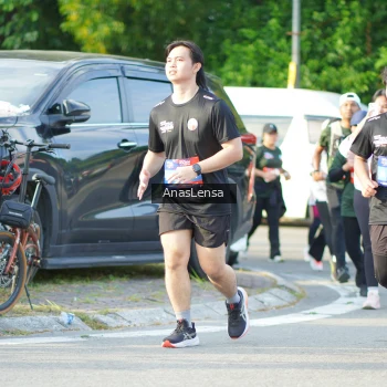 Runner Photo 3972547