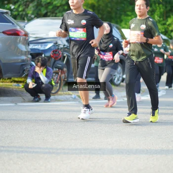 Runner Photo 3972580