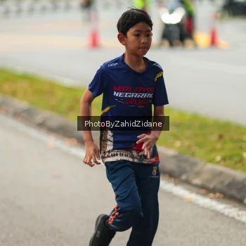 Runner Photo 3972700