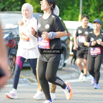 Runner Photo 3972723