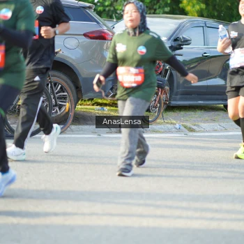Runner Photo 3972750