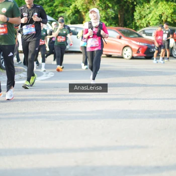 Runner Photo 3972752