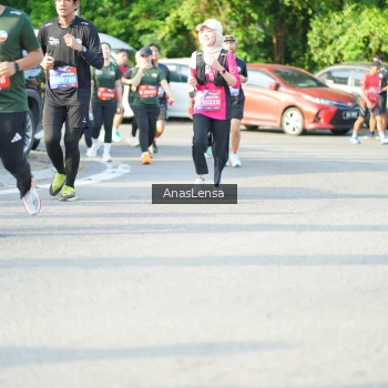 Runner Photo 3972757
