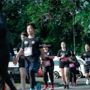 Runner Photo 3972774