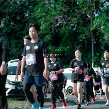 Runner Photo 3972786