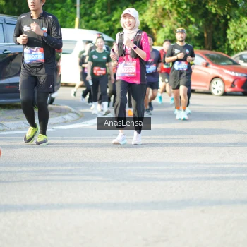 Runner Photo 3972791