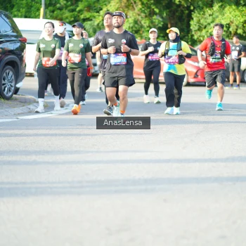 Runner Photo 3972793