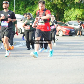 Runner Photo 3972809