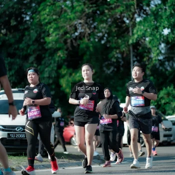 Runner Photo 3972844