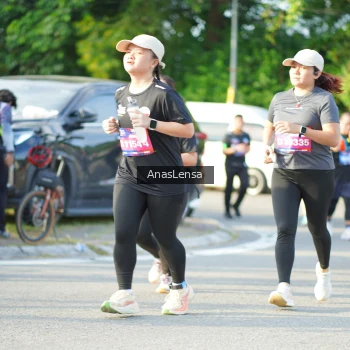 Runner Photo 3972906