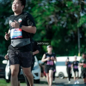 Runner Photo 3972911