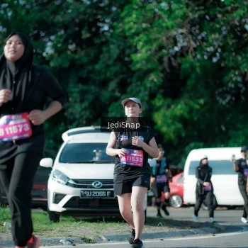 Runner Photo 3972941