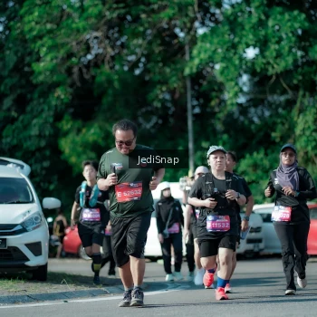 Runner Photo 3972948
