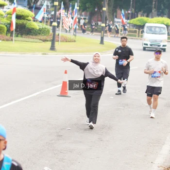 Runner Photo 3972955