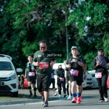 Runner Photo 3972983