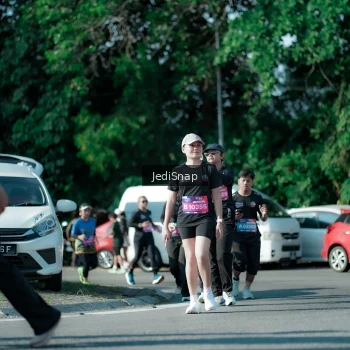 Runner Photo 3972990