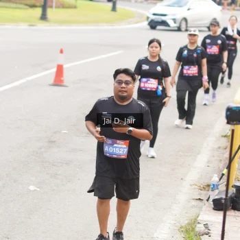 Runner Photo 3973221