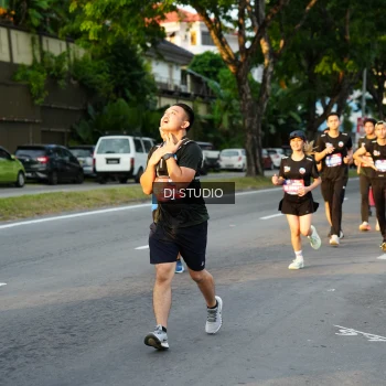 Runner Photo 3973302
