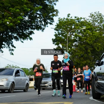 Runner Photo 3973341