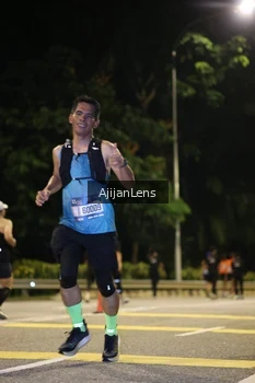 Runner Photo 3973376
