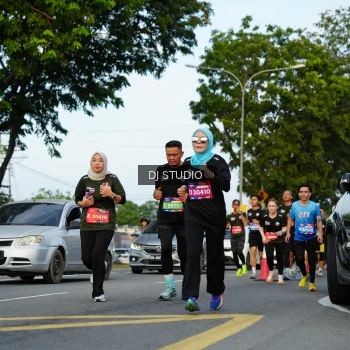 Runner Photo 3973377