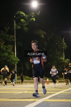 Runner Photo 3973383